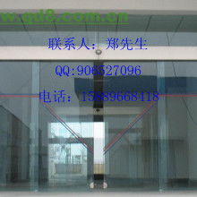 江門市強(qiáng)強(qiáng)五金制品廠 專業(yè)生產(chǎn)與銷售高品質(zhì)拉手、門夾、浴室鉸及塑料制品